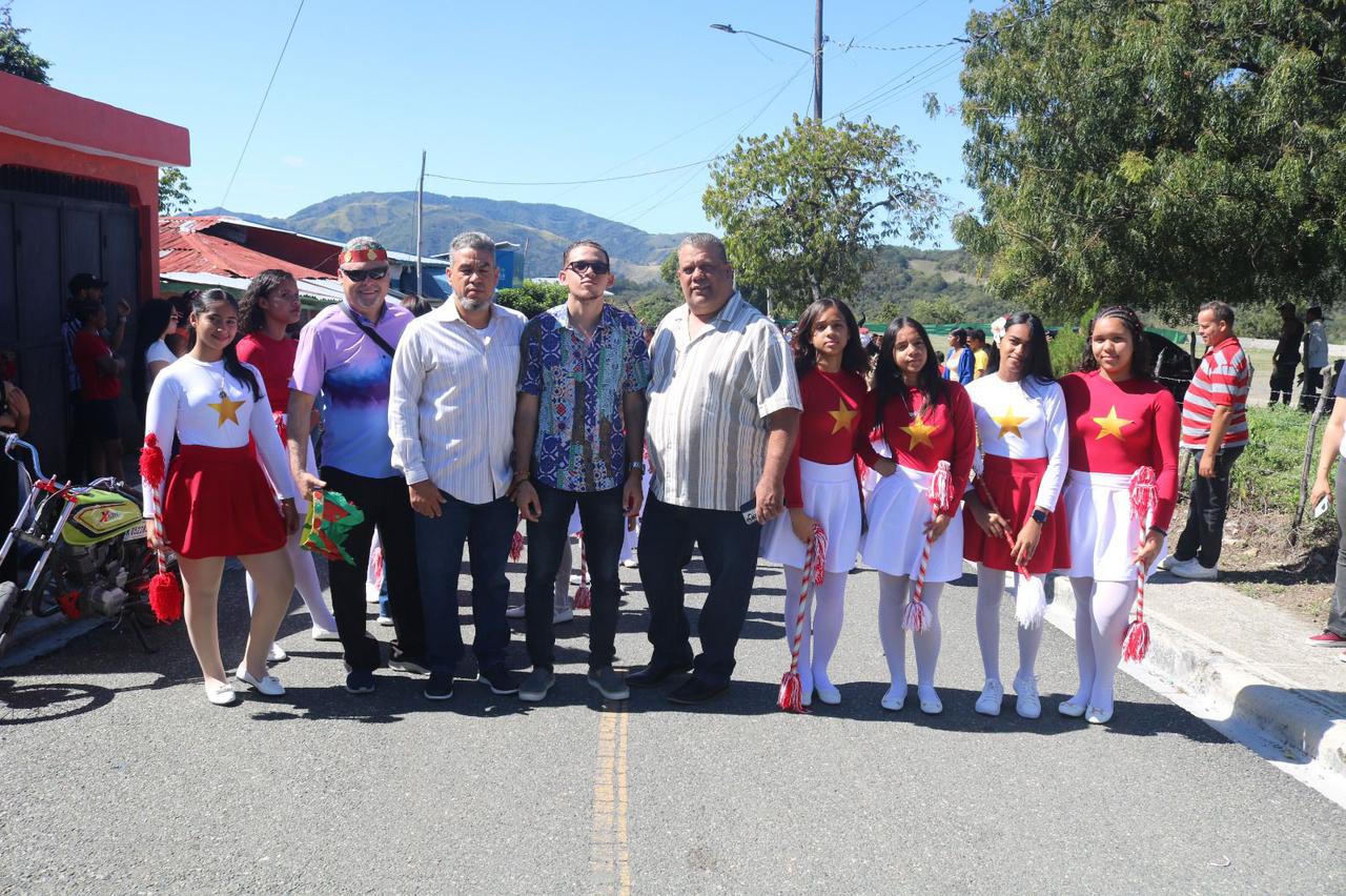 En el día de ayer se llevó a cabo con gran éxito nuestro Carnaval Distrital El Pinar 2026, una mañana llena de cultura, color y alegría que reafirma el valor de nuestras tradiciones.
